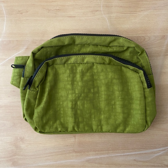 Baggu Fanny Pack - Avocado - Picture 3 of 5